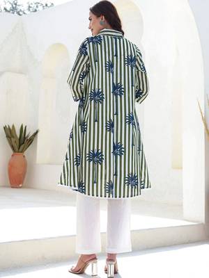 Women Printed Regular Pure Cotton Kurta with Trousers 4