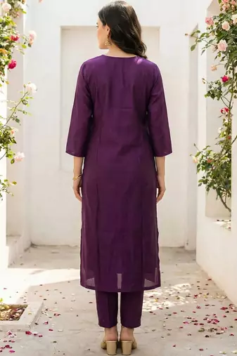 Women Ethnic Motifs Embroidered Regular Thread Work Kurta with Trousers & With Dupatta