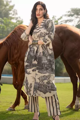 Women Printed Regular Linen Kurta with Trousers