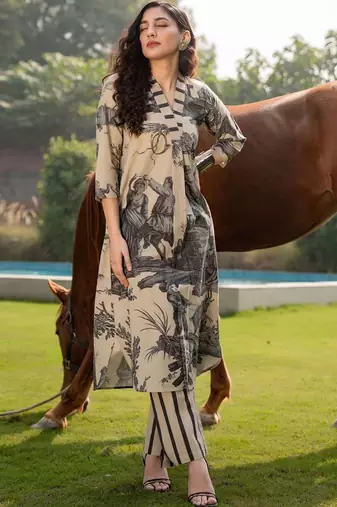 Women Printed Regular Linen Kurta with Trousers