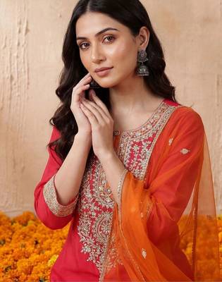 Women Ethnic Motifs Embroidered Regular Kurta with Trousers & With Dupatta 2