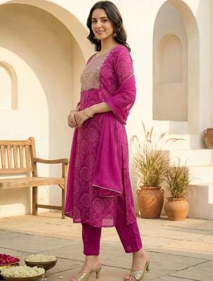 Women Ethnic Motifs Printed Regular Thread Work Kurta with Trousers & With Dupatta 2