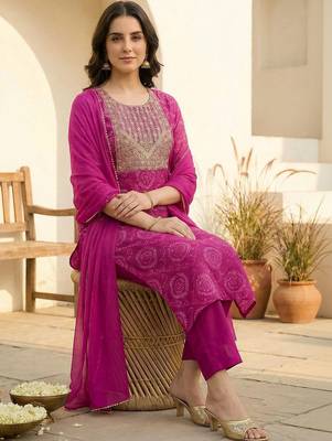 Women Ethnic Motifs Printed Regular Thread Work Kurta with Trousers & With Dupatta 4