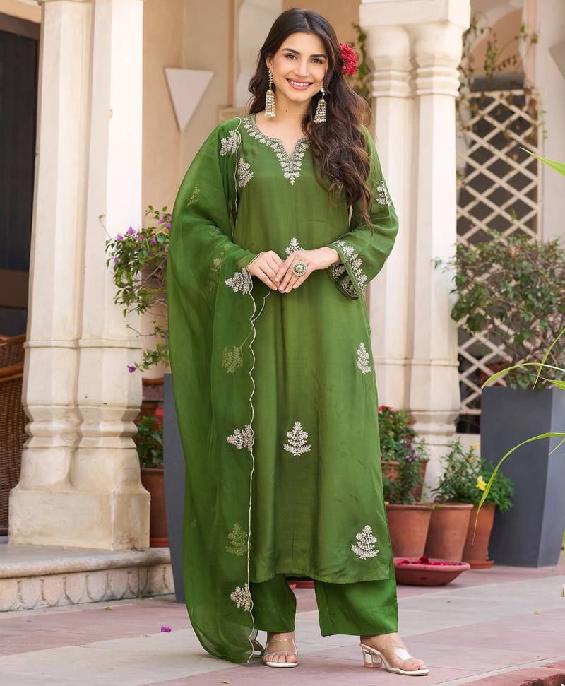 Embroidery Viscose Chanderi Fabric Straight Kurta Pant and Dupatta Set