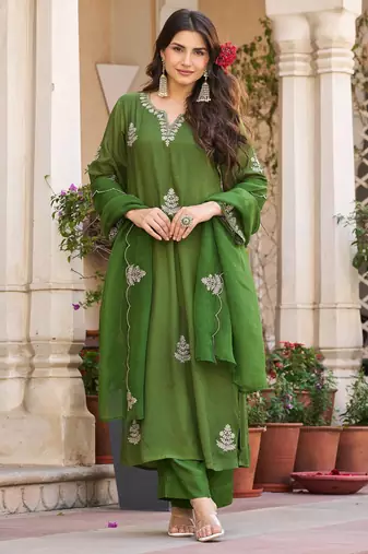 Embroidery Viscose Chanderi Fabric Straight Kurta Pant and Dupatta Set