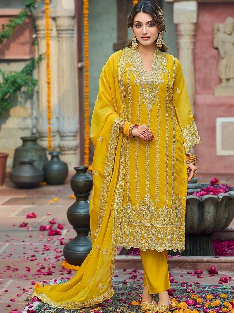 Women Ethnic Motifs Embroidered Regular Thread Work Kurta with Trousers & With Dupatta
