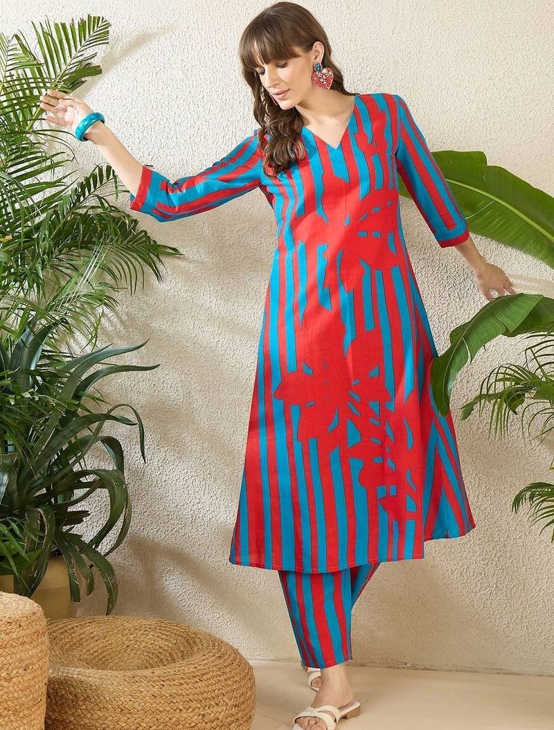 Women Printed Regular Pure Cotton Kurta with Trousers