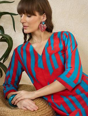 Women Printed Regular Pure Cotton Kurta with Trousers 2