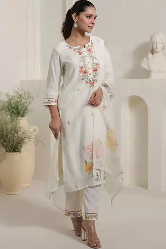 Women Floral Embroidered Regular Thread Work Kurta with Trousers & With Dupatta