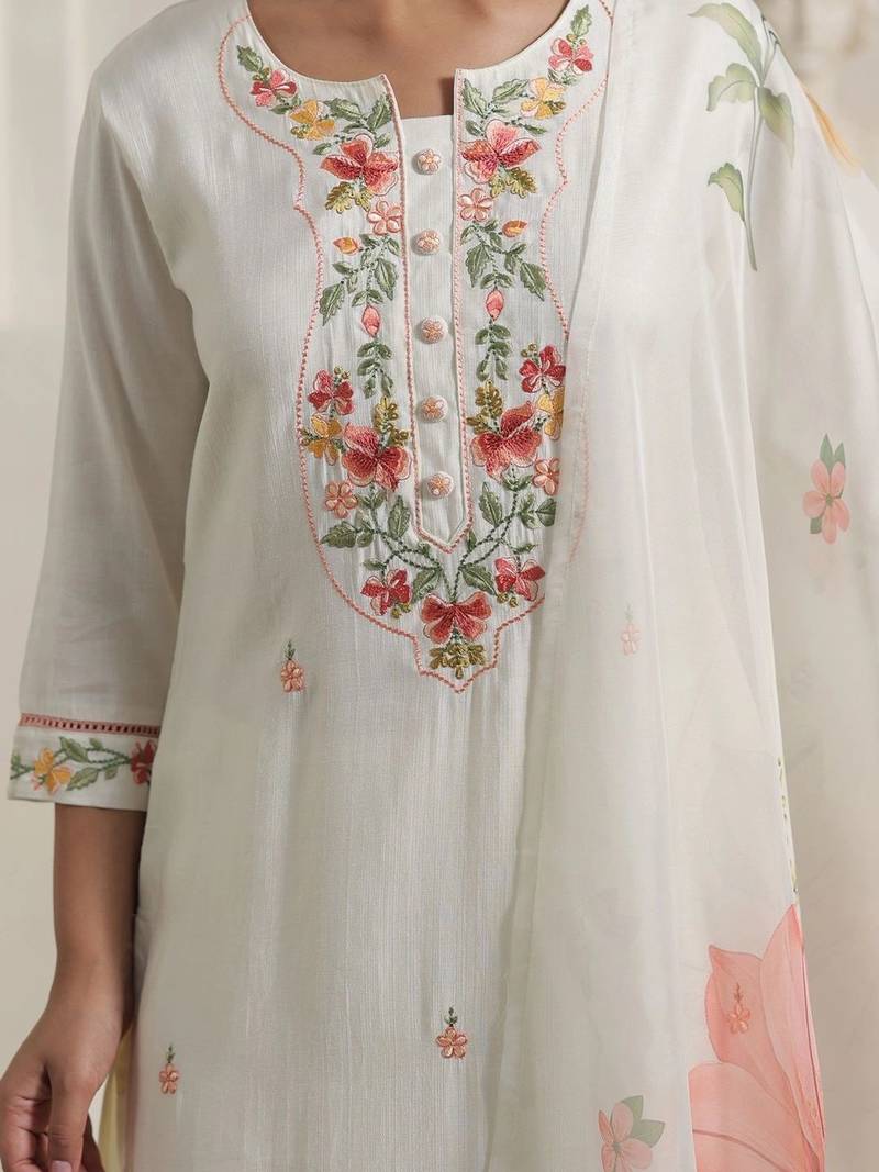Women Floral Embroidered Regular Thread Work Kurta with Trousers & With Dupatta