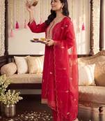 Women Ethnic Motifs Embroidered Regular Kurta with Trousers & With Dupatta