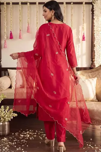 Women Ethnic Motifs Embroidered Regular Kurta with Trousers & With Dupatta