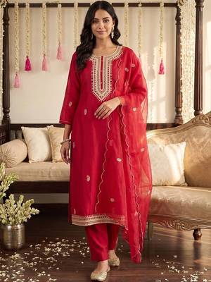 Women Ethnic Motifs Embroidered Regular Kurta with Trousers & With Dupatta 6