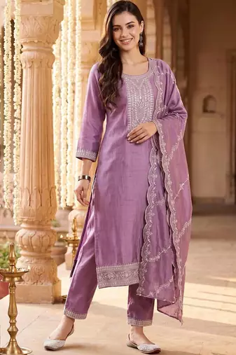 Women Ethnic Motifs Embroidered Regular Thread Work Kurta with Trousers & With Dupatta