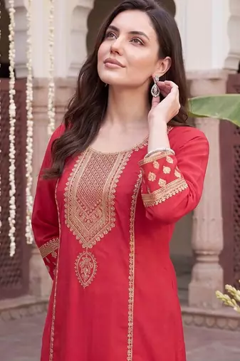 Women Ethnic Motifs Embroidered Regular Kurta with Trousers & With Dupatta