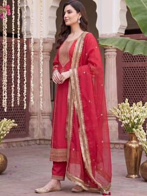 Women Ethnic Motifs Embroidered Regular Kurta with Trousers & With Dupatta 3