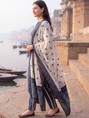 Women Floral Printed Regular Pure Cotton Kurta with Trousers & With Dupatta 3