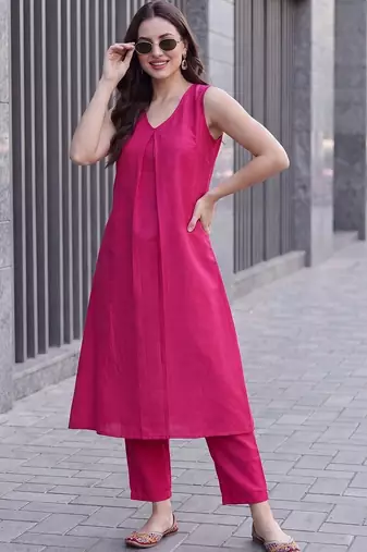 Women Regular Kurta with Trousers