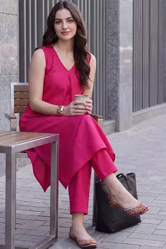 Women Regular Kurta with Trousers