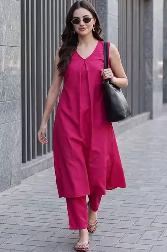 Women Regular Kurta with Trousers