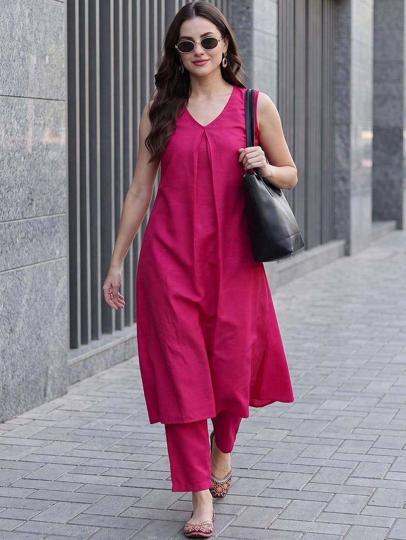 Women Regular Kurta with Trousers