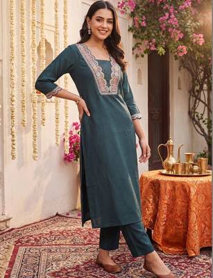 Women Ethnic Motifs Embroidered Regular Thread Work Kurta with Trousers 6