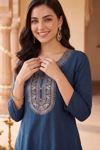Women Ethnic Motifs Embroidered Regular Thread Work Kurta with Trousers & With Dupatta