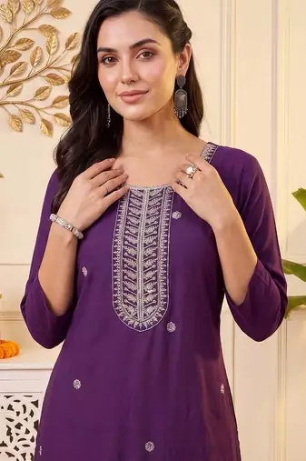 Women Ethnic Motifs Embroidered Regular Thread Work Kurta with Trousers & With Dupatta