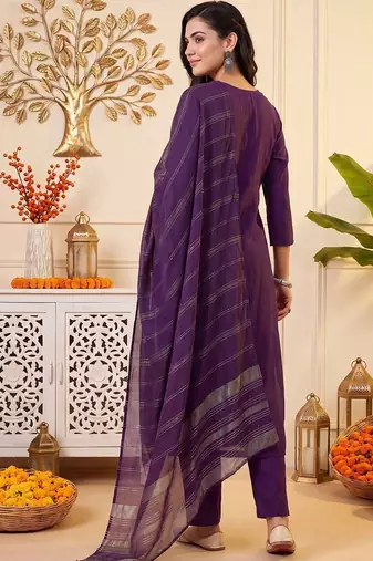Women Ethnic Motifs Embroidered Regular Thread Work Kurta with Trousers & With Dupatta