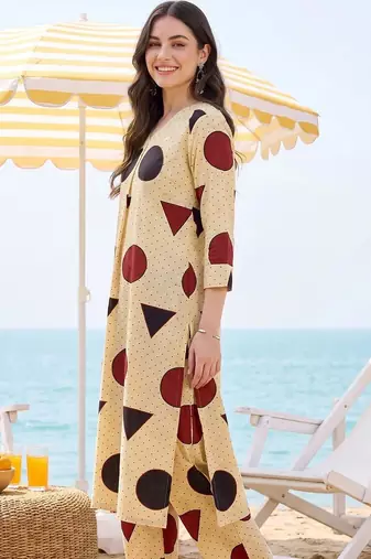 Women Printed Regular Pure Cotton Kurta with Trousers