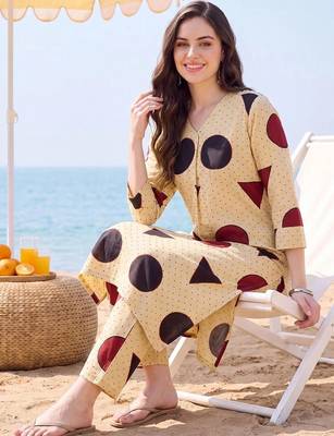 Women Printed Regular Pure Cotton Kurta with Trousers 5