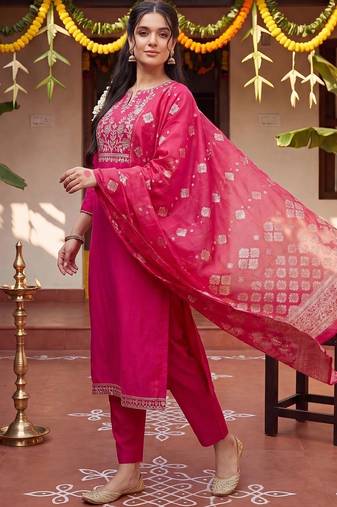 Women Ethnic Motifs Embroidered Regular Thread Work Kurta with Trousers & With Dupatta