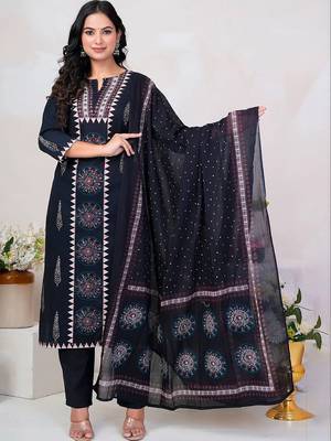 Women Ethnic Motifs Printed Regular Pure Cotton Kurta with Trousers & With Dupatta 1