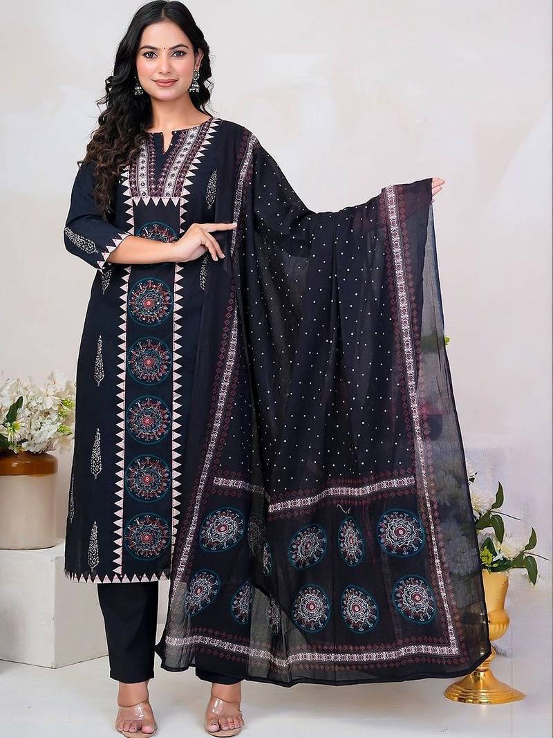Women Ethnic Motifs Printed Regular Pure Cotton Kurta with Trousers & With Dupatta