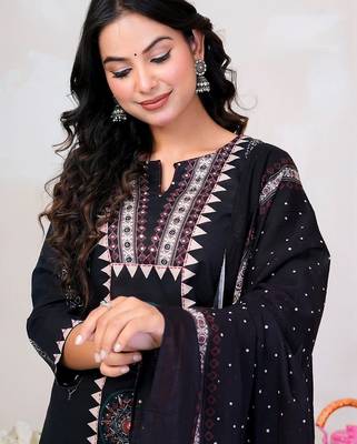 Women Ethnic Motifs Printed Regular Pure Cotton Kurta with Trousers & With Dupatta 3