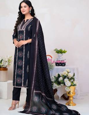 Women Ethnic Motifs Printed Regular Pure Cotton Kurta with Trousers & With Dupatta 7
