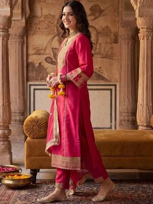 Women Ethnic Motifs Embroidered Regular Kurta with Trousers & With Dupatta 3