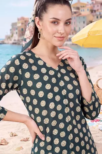 Women Printed Regular Pure Cotton Kurta with Trousers