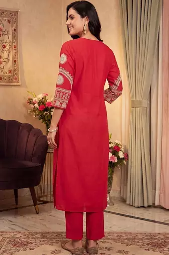 Women Ethnic Motifs Embroidered Regular Thread Work Kurta with Trousers