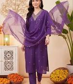 Women Ethnic Motifs Regular Kurta with Trousers & With Dupatta