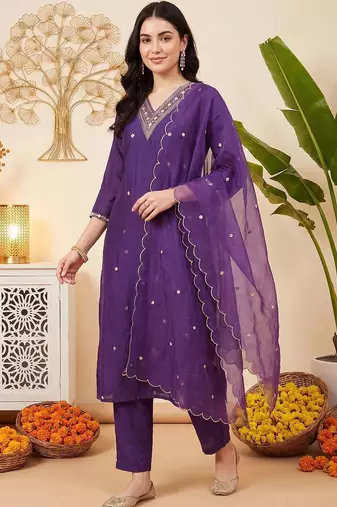 Women Ethnic Motifs Regular Kurta with Trousers & With Dupatta