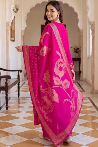 Women Floral Printed Regular Kurta with Palazzos & With Dupatta