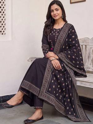 Women Ethnic Motifs Embroidered Regular Thread Work Pure Cotton Kurta with Trousers & With Dupatta 5