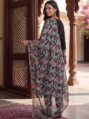 Women Floral Regular Thread Work Kurta with Trousers & With Dupatta 4