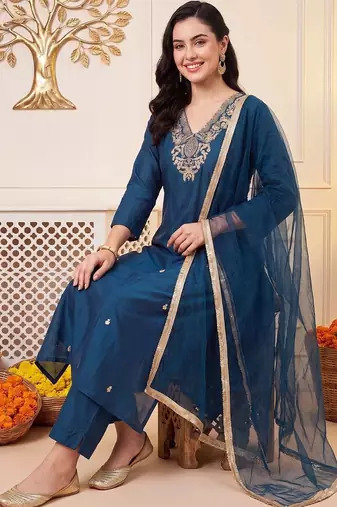 Women Ethnic Motifs Embroidered Regular Thread Work Kurta with Trousers & With Dupatta