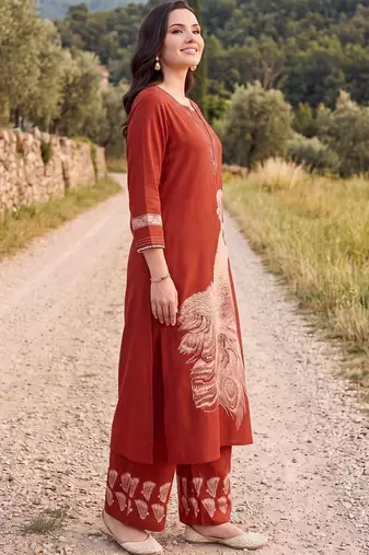 Women Animal Printed Regular Kurta with Palazzos