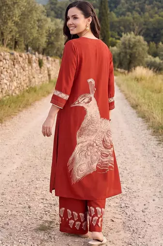 Women Animal Printed Regular Kurta with Palazzos