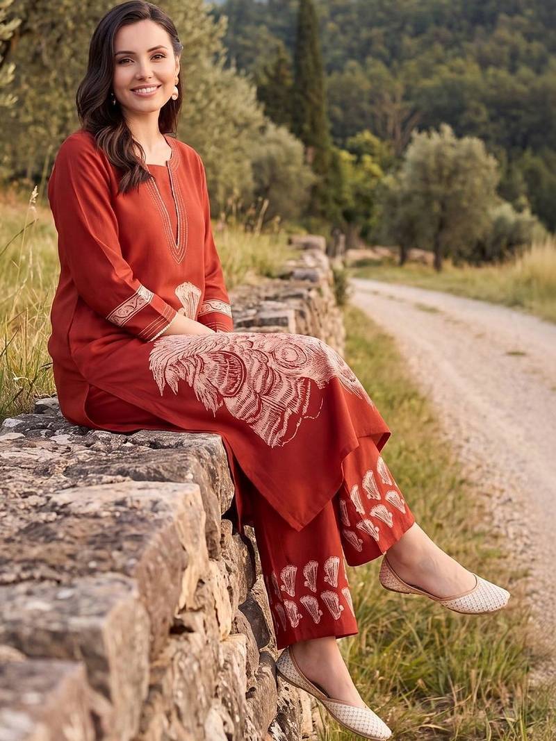 Women Animal Printed Regular Kurta with Palazzos
