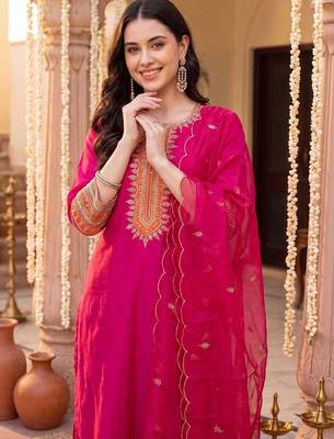 Women Ethnic Motifs Embroidered Regular Thread Work Kurta with Trousers & With Dupatta 2