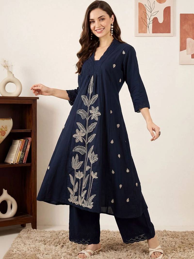 Women Ethnic Motifs Embroidered Empire Thread Work Kurta with Palazzos